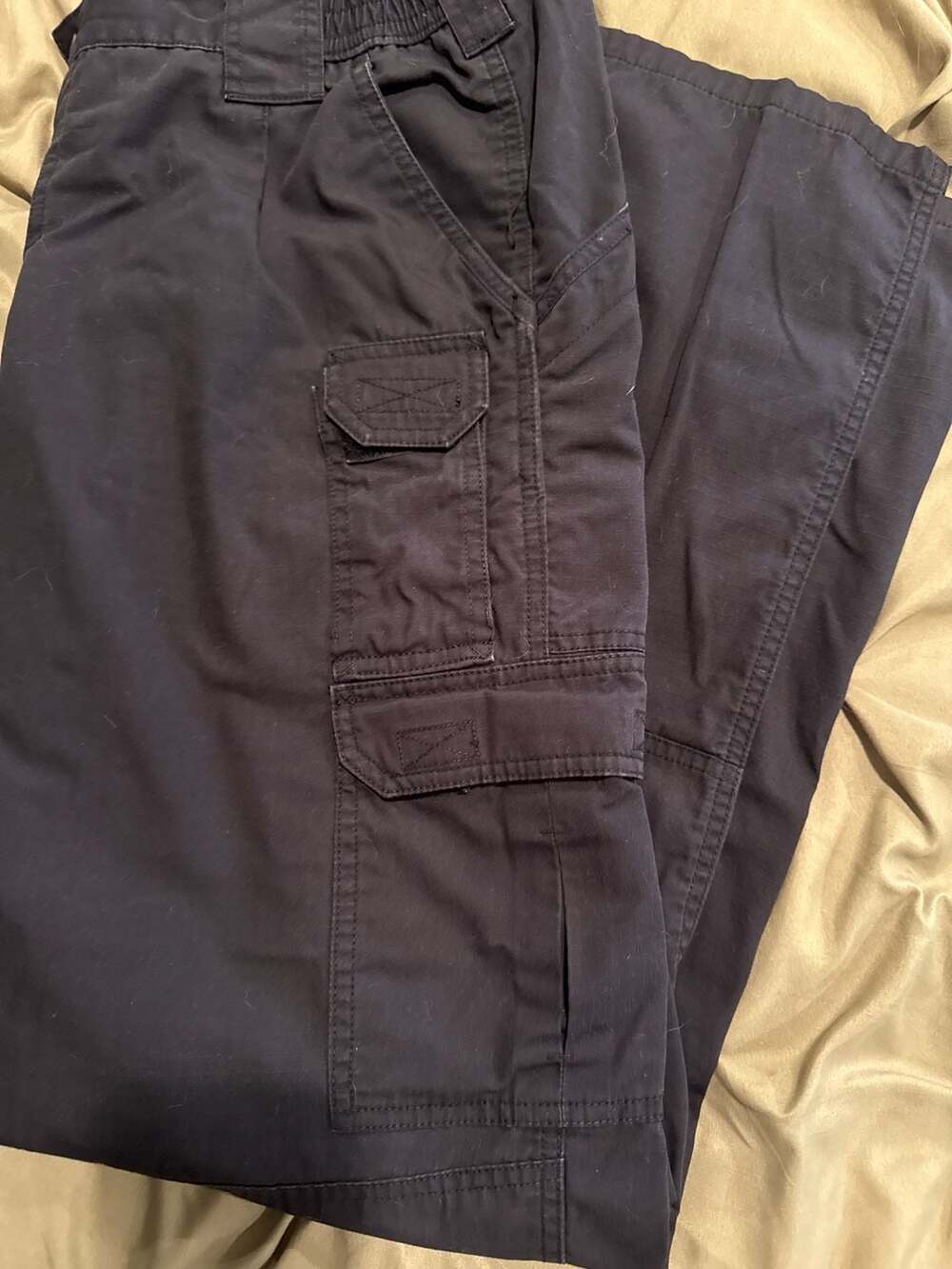 5.11 Tactical Series Black Cargo Pants Size 36x34 - Picture 3 of 5